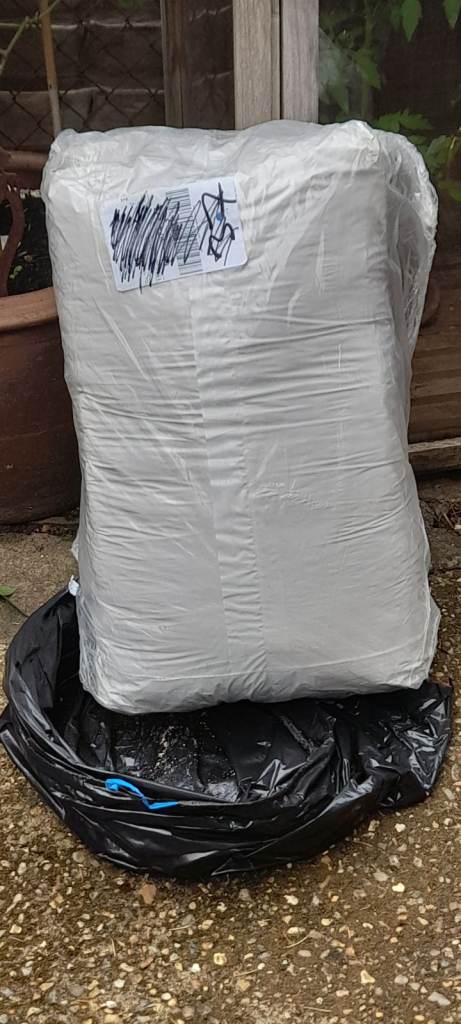 FREE large bag new unopened sawdust,20 kg.