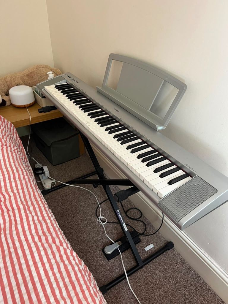 Yamaha Digital Piano Keyboard with Stand and Pedal