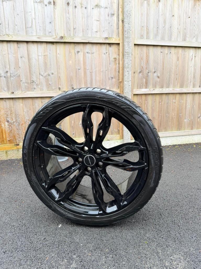 22” Overfinch Falcon Alloys