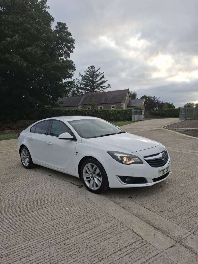 Vauxhall, INSIGNIA, Hatchback, 2017, Manual, 1956 (cc), 5 doors