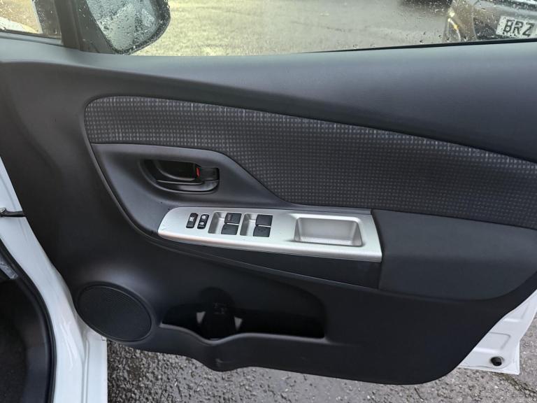 2014 Toyota Yaris 1.0 VVT-i Multidrive S 5dr ULEZ Hatchback Petrol Automatic