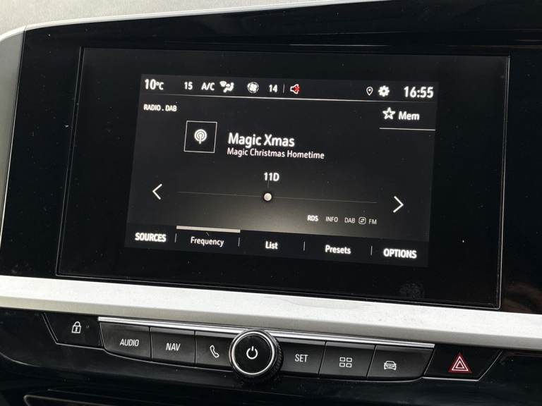  Vauxhall Grandland 1.2 Turbo Design Suv 5dr Petrol Manual Euro 6 s/s 130 Ps