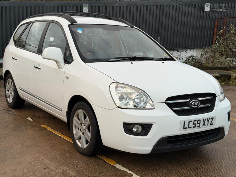 2009 Kia Carens 2.0 GS 5dr MPV Petrol Manual