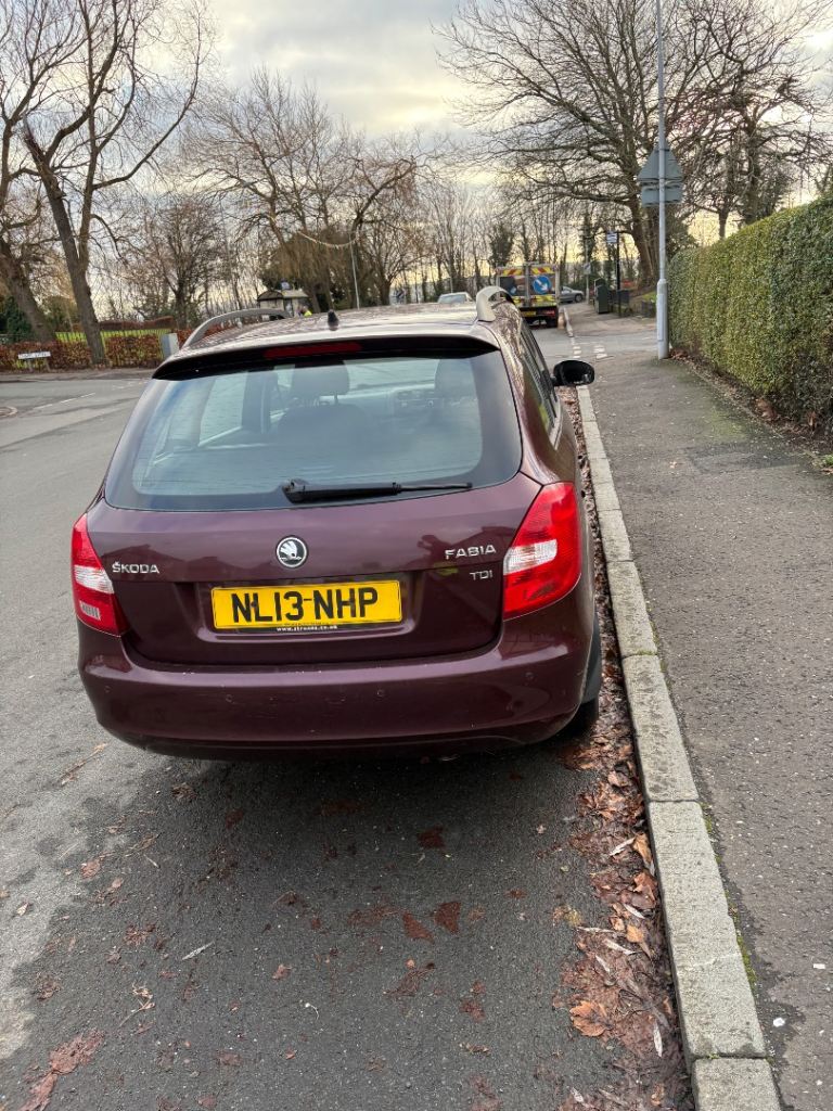 Skoda, FABIA, Estate, 2013, Manual, 1598 (cc), 5 doors
