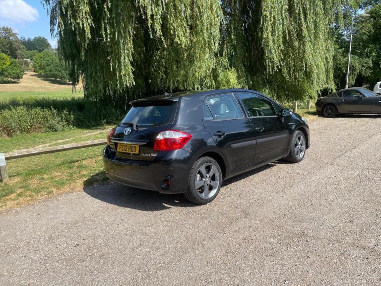 Toyota HYBRID, AURIS, Hatchback, 2012, Semi-Auto, 1798 (cc), 5 doors