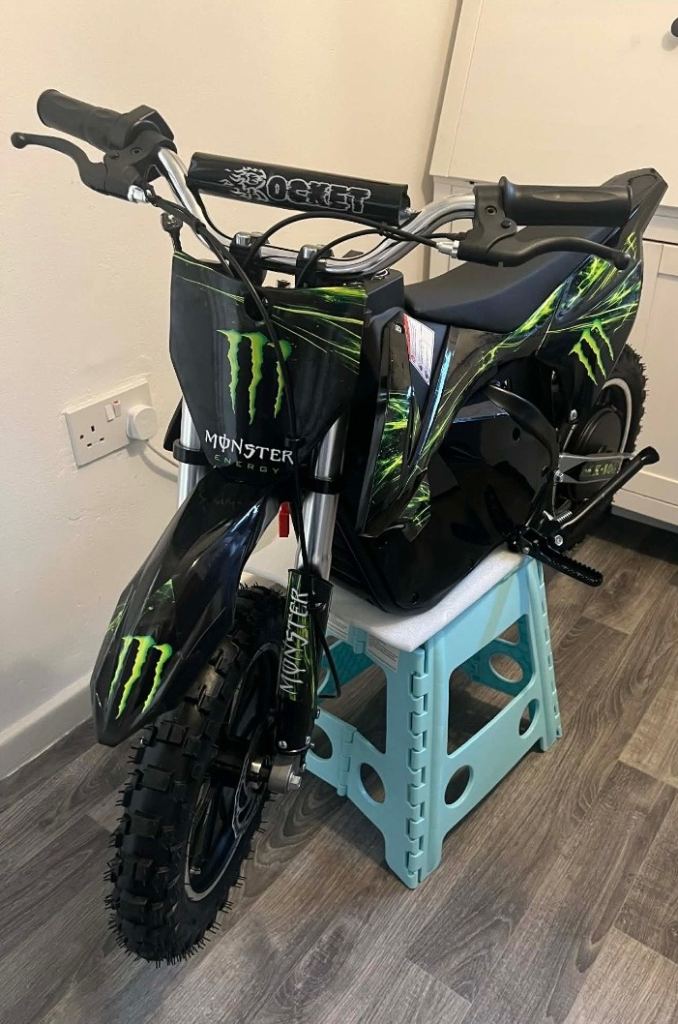 01Rocket monster 36v 800w electric 12.5ah  hub motor ride on kids dirt bike new 18mph 🚦