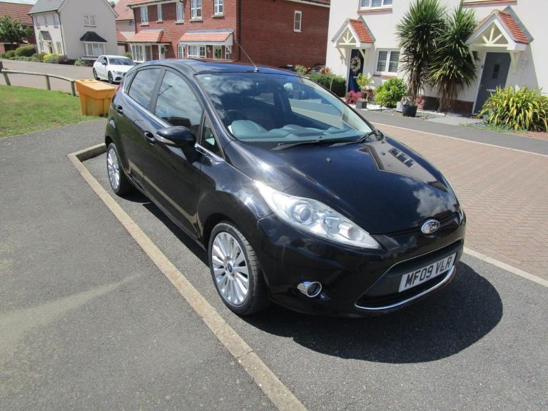 2009 Ford Fiesta 1.4 Titanium 5 door Auto Petrol Automatic HATCHBACK Petrol Auto