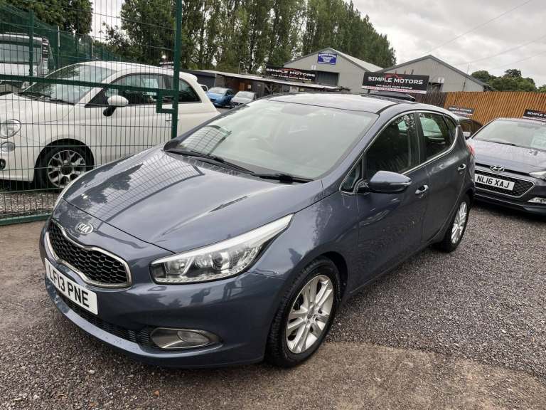2013 Kia Ceed 1.6 GDi 2 EcoDynamics 5dr HATCHBACK PETROL Manual