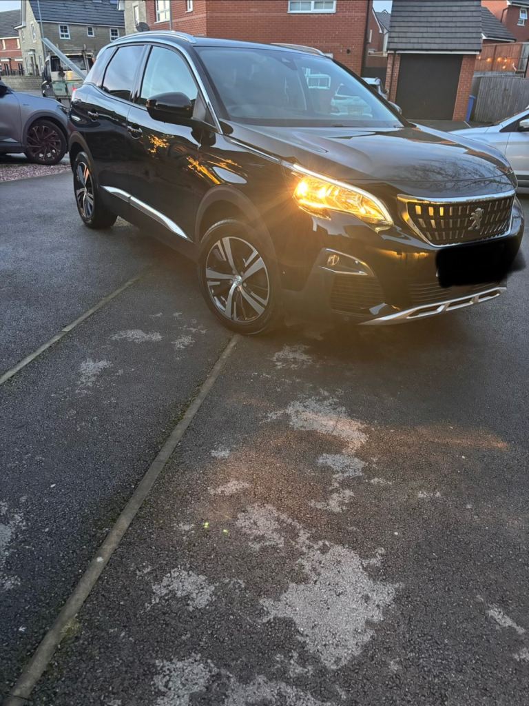 Peugeot, 3008, Hatchback, 2018, Manual, 1499 (cc), 5 doors
