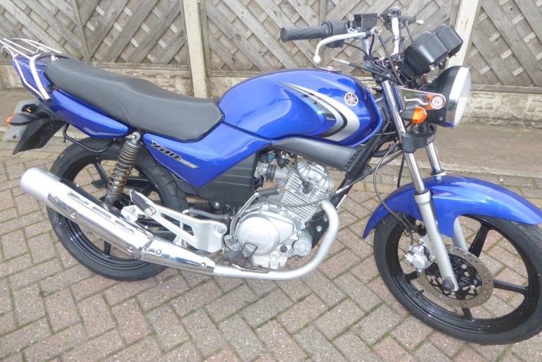 YAMAHA YBR 125 57 REG VERY LOW MILES 1 YEARS MOT