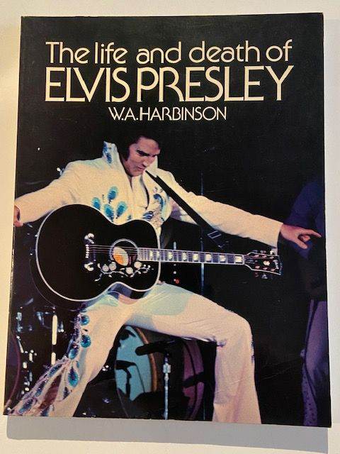 Elvis Book 'The Life and Death of Elvis Presley' *EX*