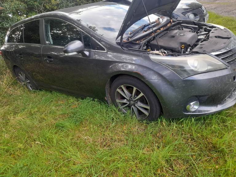 Avensis Estate d4d 2013Breaking 