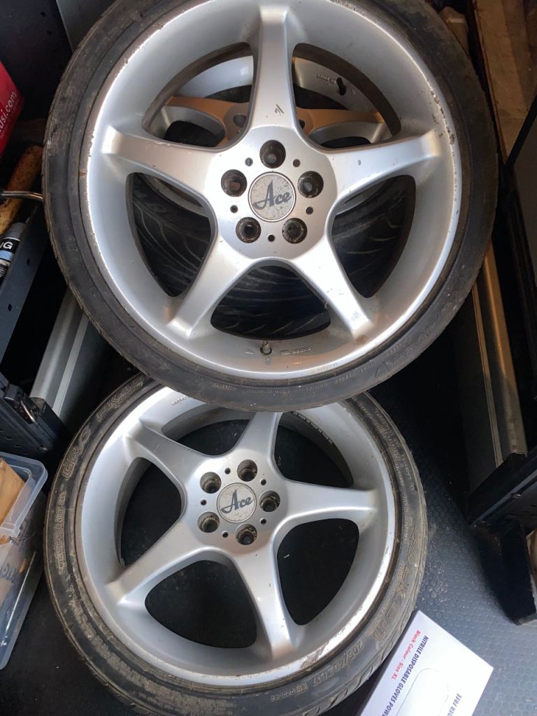 Alloy wheels 