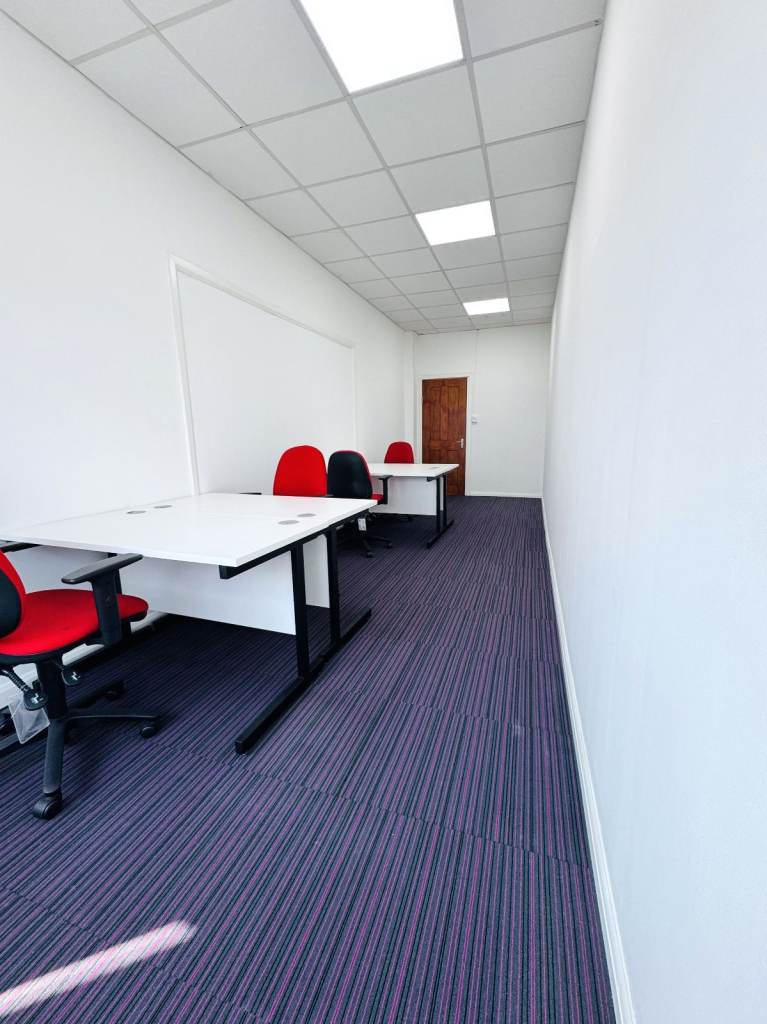 Medium Office Spaces to Rent In Park Royal NW10
