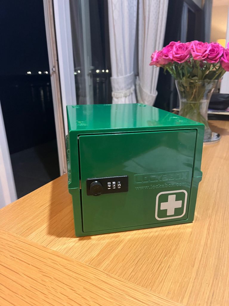 Medication lockbox 