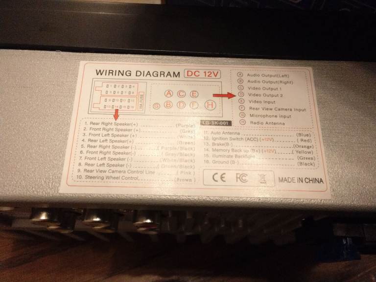 Car Stereo With mirror Link. Bluetooth. Reverse camera and more. New