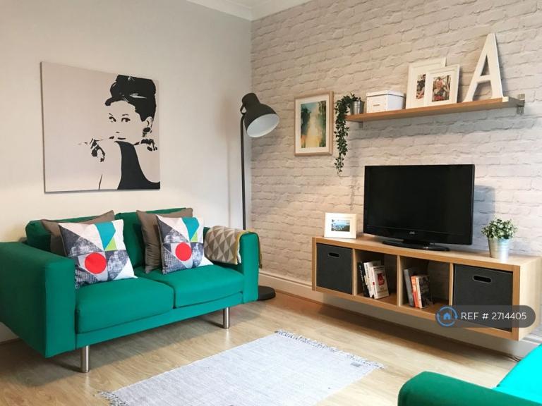 4 bedroom house in Hearsall Lane, Coventry, CV5 (4 bed) (#2714405)