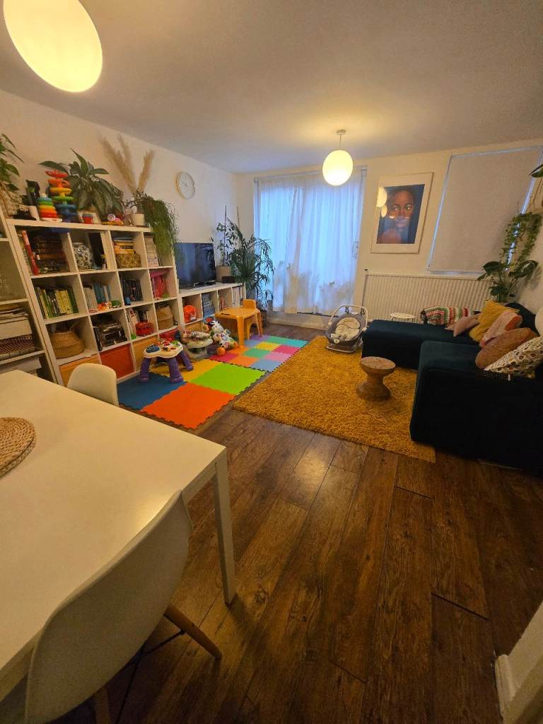 HOUSE SWAP! 