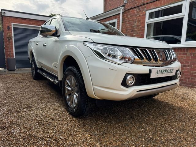 2015 Mitsubishi L200 Double Cab DI-D 178 Warrior 4WD PICK UP Diesel Manual