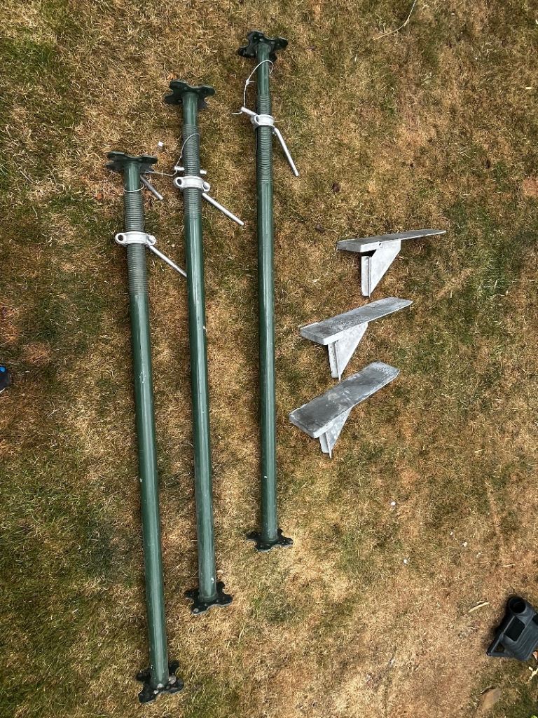 Accrow Prop and Strong Boy