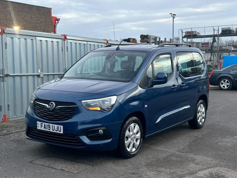 2019 Vauxhall Combo Life ENERGY S/S  7 SEATER APPLE CARPLAY FRONT AND REAR PARKING SENSORS MPV Pe...