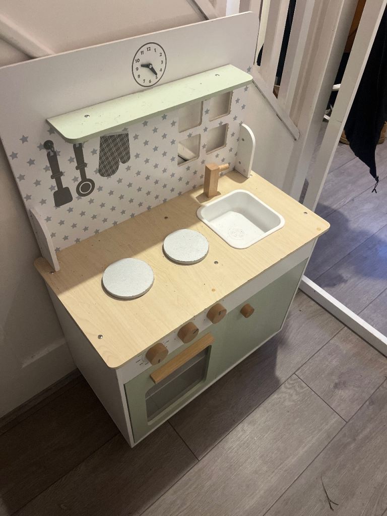 Wooden toy kitchen 