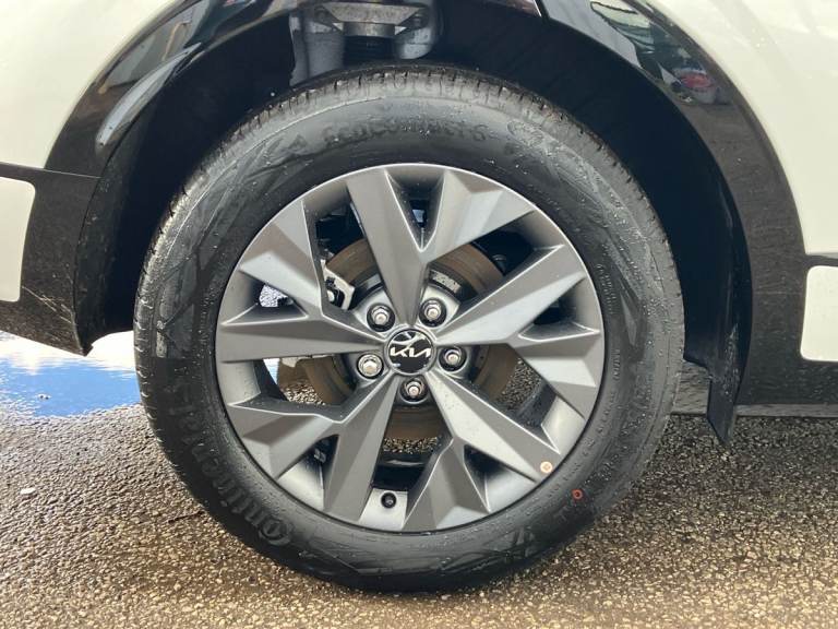 2025 Kia Sportage 1.6T GDi 207 HEV GT-Line 5dr Auto SUV PETROL/ELECTRIC Automatic