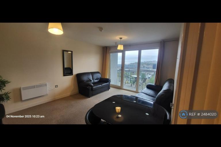 2 bedroom flat in Victoria Wharf, Cardiff, CF11 (2 bed) (#2484020)