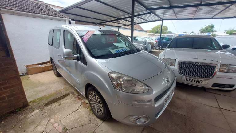 PEUGEOT PARTNER TEPEE 1.6 HDi Tepee S 2013