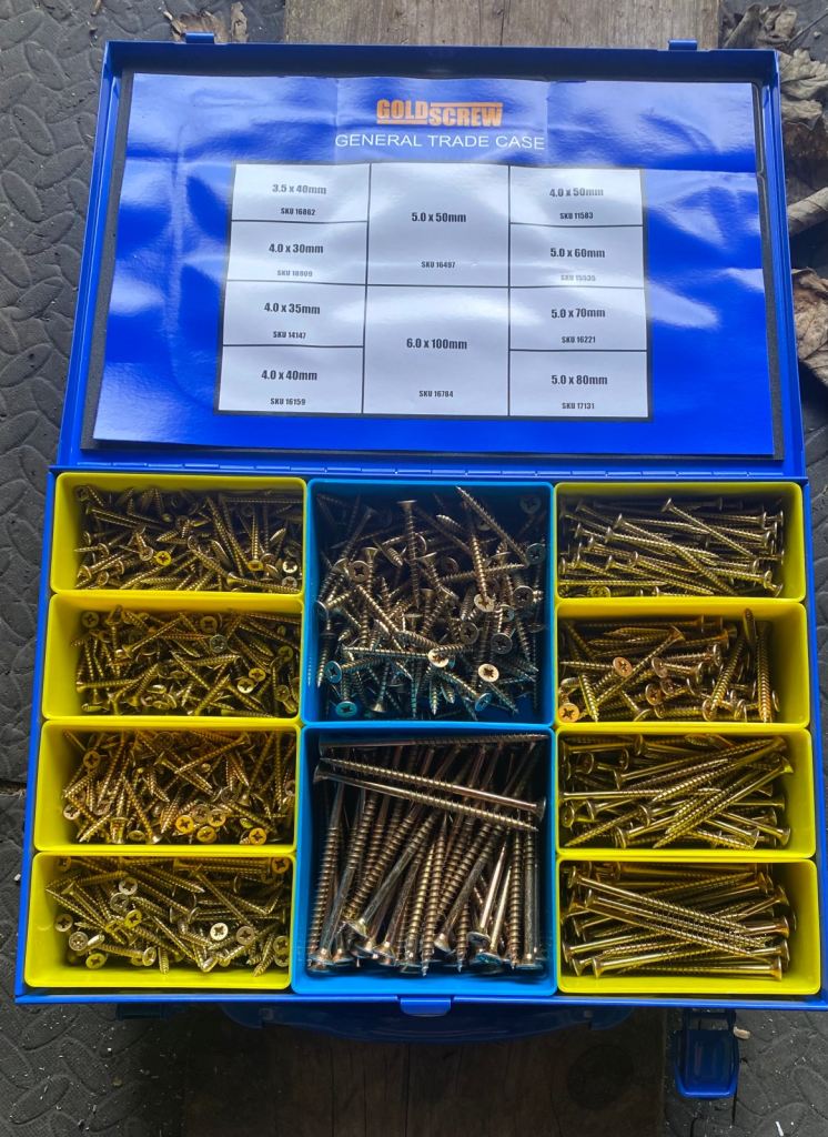 Gold screw twin thread wood screws assortment in metal tin brand new 