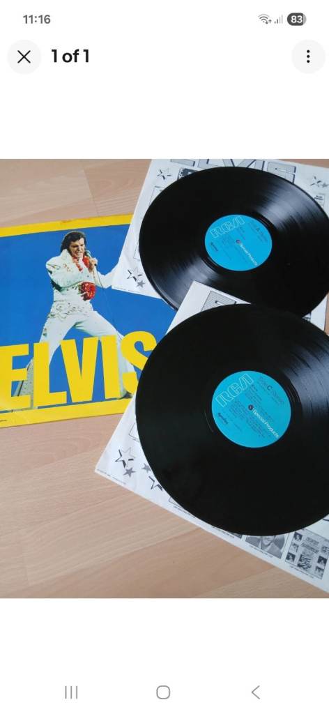 Elvis Presley double  Vinyl Record – 'Elvis' Album, Great Condition