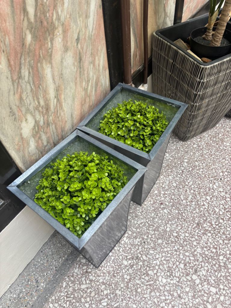 Plant pots with artificial plants and 2 front door stands 
