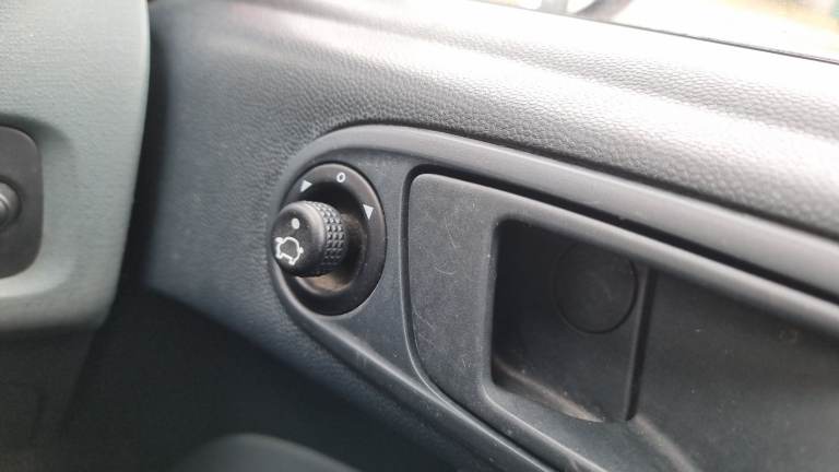 Cheap Ford Fiesta 1.2 Full Service History Low Insurance Low Tax Yaris Bmw I20 I30 Corsa Astra