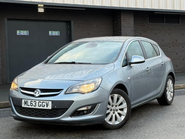 2013 Vauxhall Astra 2.0 CDTi 16V Elite 5dr Auto HATCHBACK Diesel Automatic