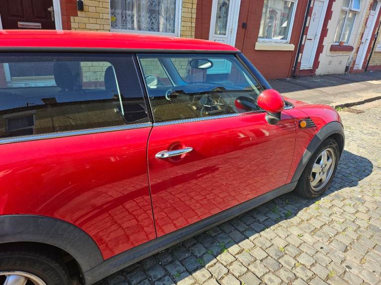 Mini, HATCHBACK, 2009 Semi-Auto, 1598 (cc), 3 doors