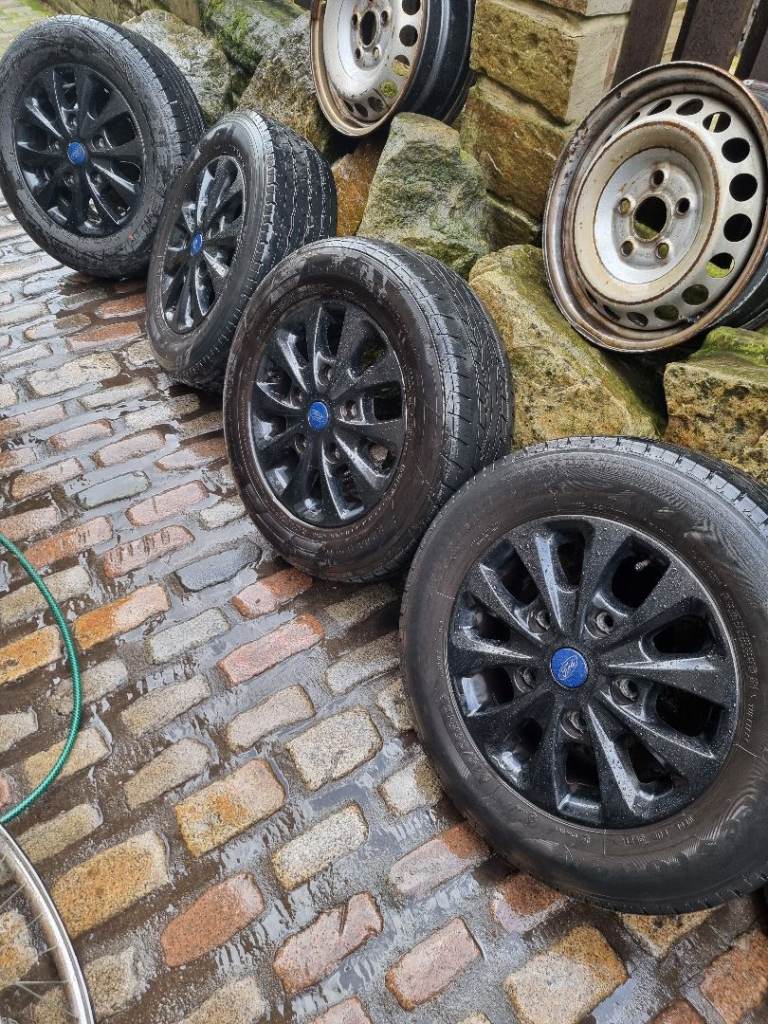 4x black 16inch genuine ford transit limited edition alloys and tyres in good condition 