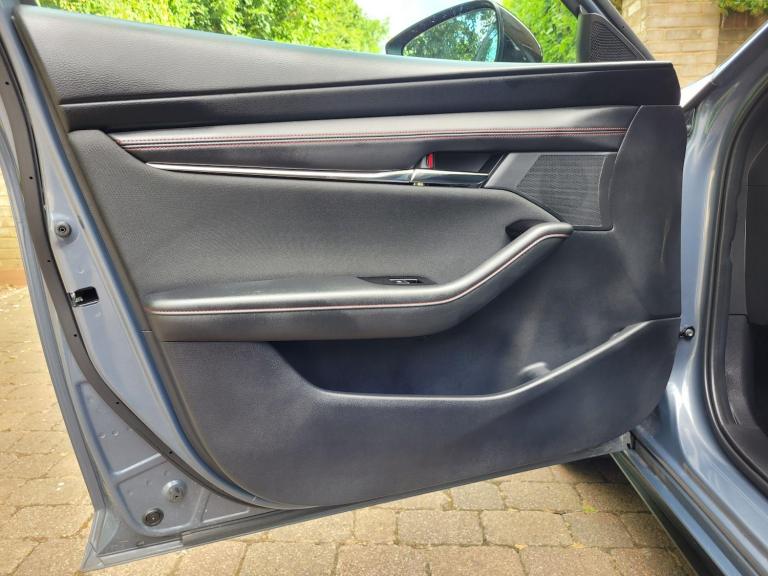 2025 Mazda Mazda3 2.5 e-SKYACTIV-G MHEV Homura Auto Euro 6 (s/s) 5dr HATCHBACK Petrol Automatic