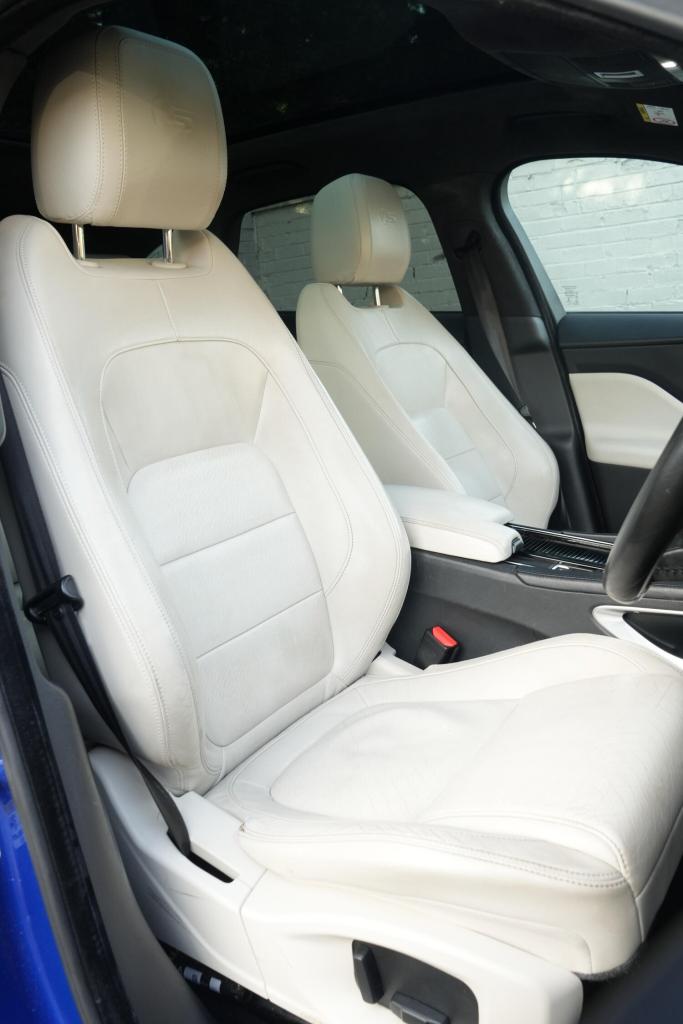 2016 Jaguar F-Pace 3.0d V6 1st Edition 5dr Auto AWD ESTATE DIESEL Automatic