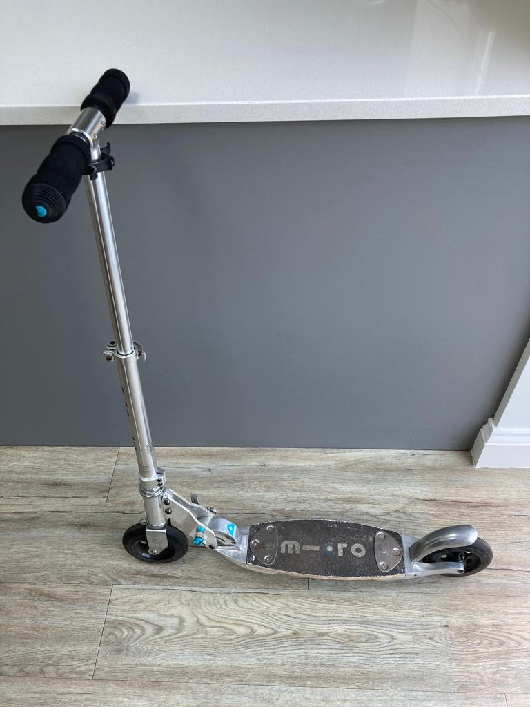 Adult Micro Scooter