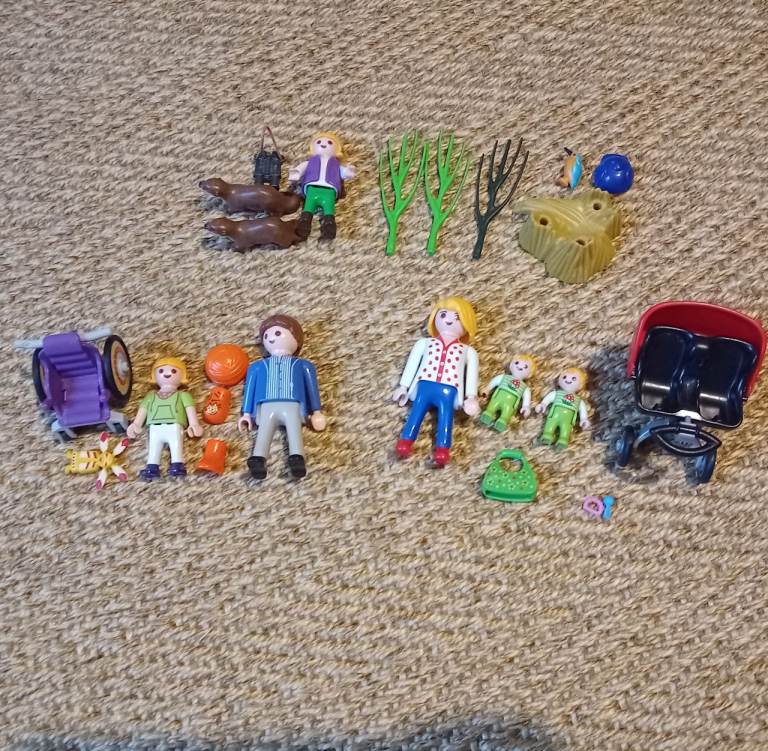 3 complete playmobil sets