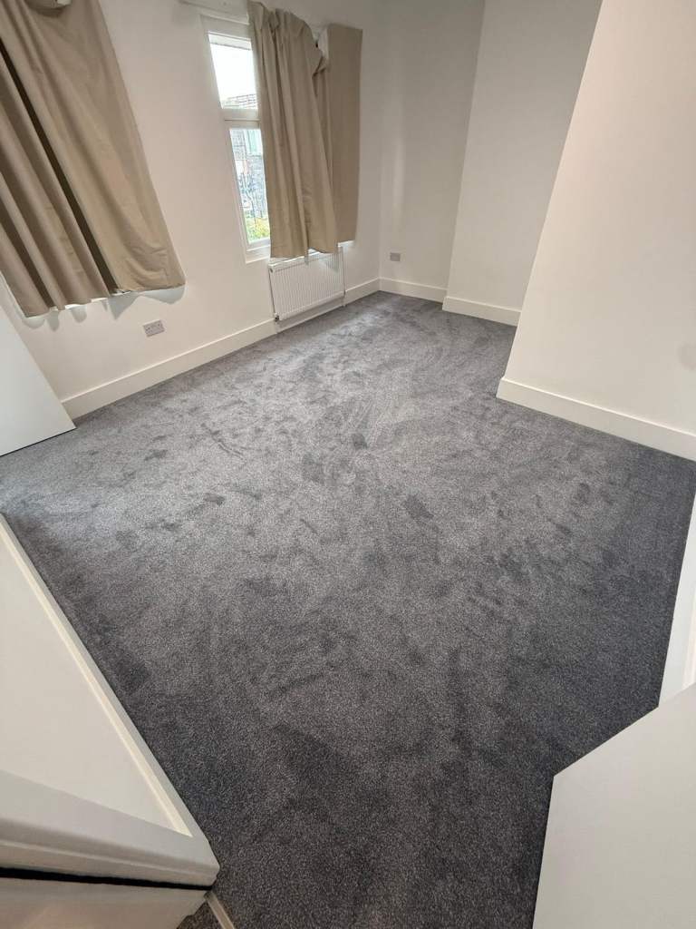 270 7 bed Whitchurch land Stanmore edgeware Ha86qx