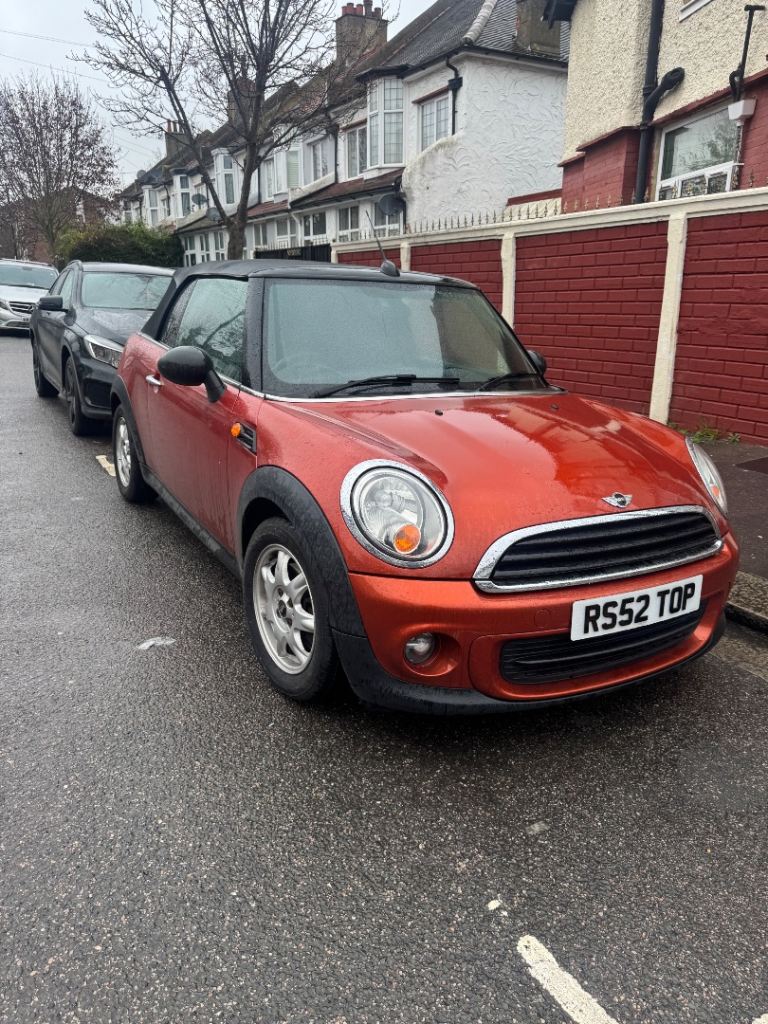 Mini, CONVERTIBLE, Convertible, 2013, Manual, 1598 (cc), 2 doors