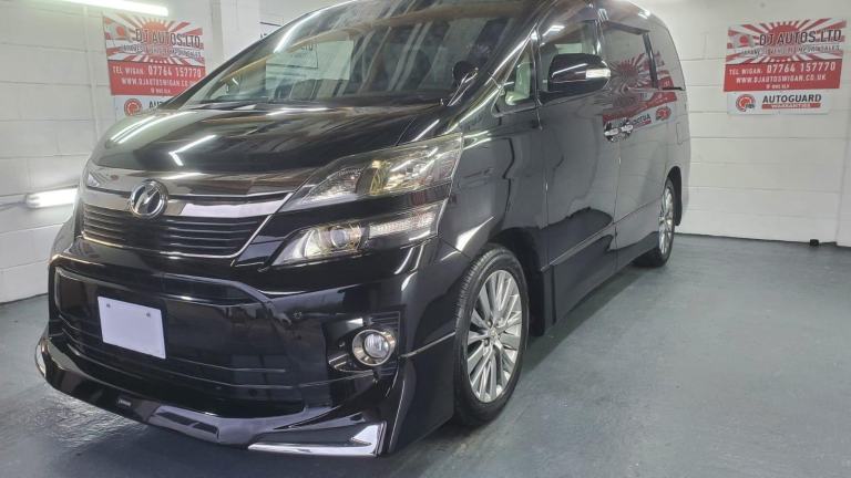  Toyota vellfire golden eyes II 3.5cc auto sunroofs 7 seats only 39k miles 2014