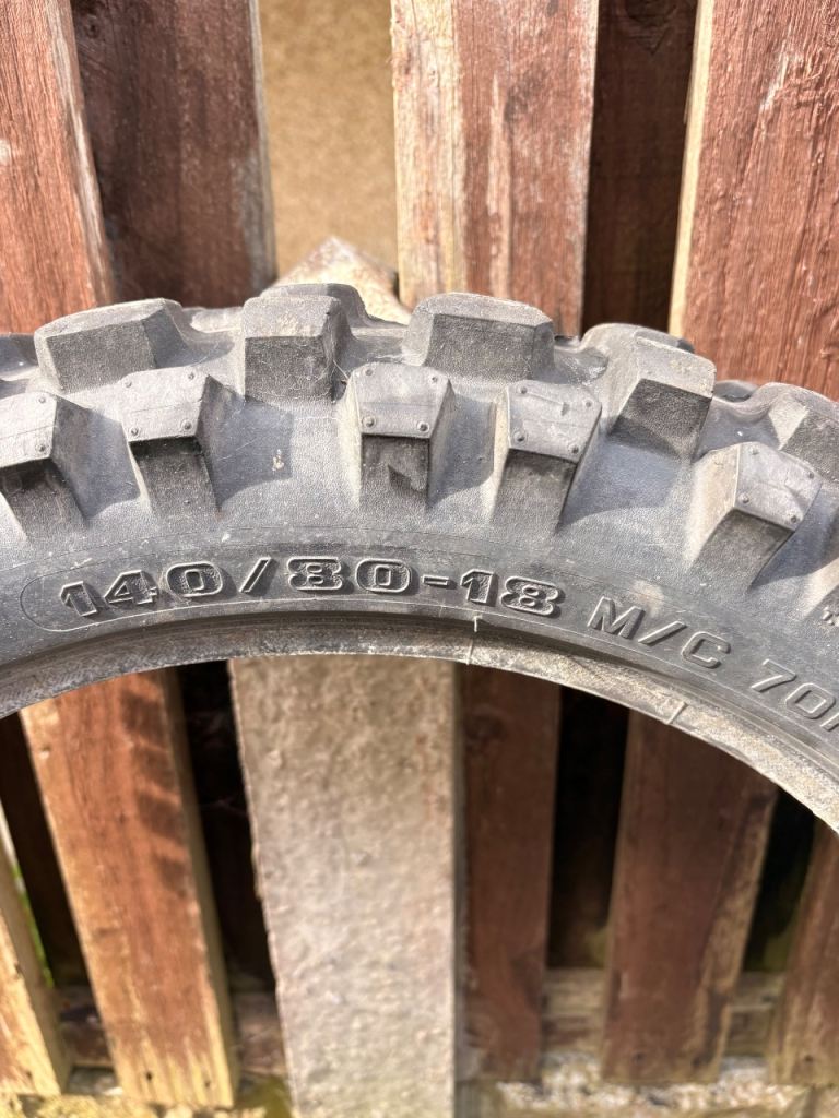 Part worn tyres