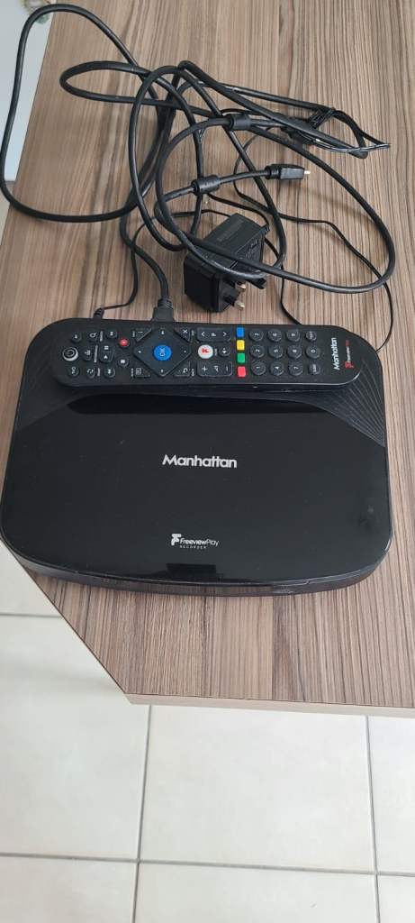 Manhattan Freeview HD Box with Remote and Power Cable