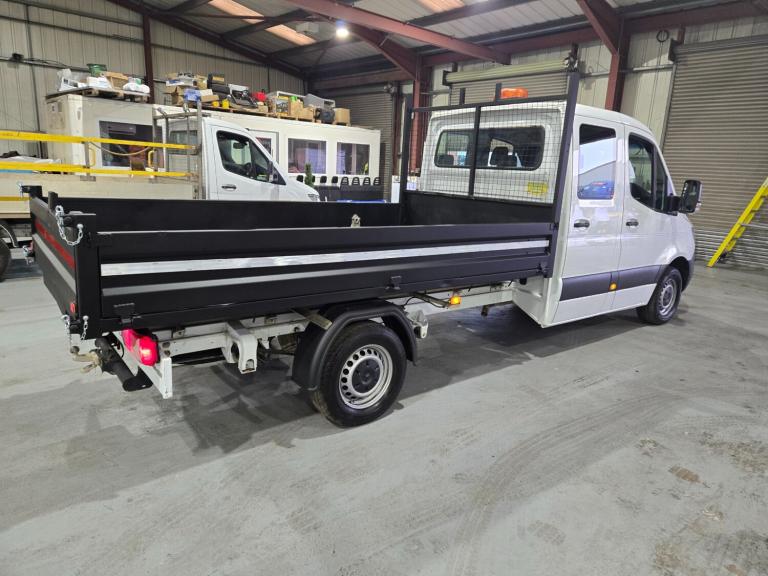 2022 Mercedes-Benz Sprinter 3.5t Progressive Crew Cab Tipper CHASSIS CAB Diesel Manual