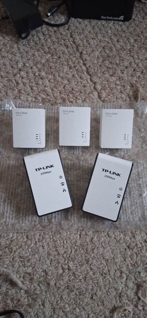 TP Link Powerline Adapters 200mbps Bundle