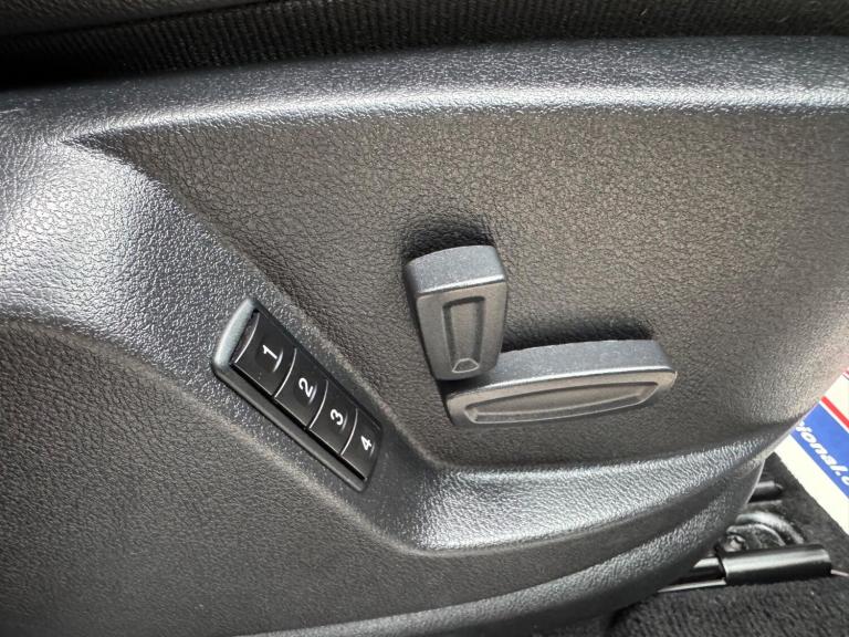 2011 Ford S-Max 2.2 TDCi Titanium X Sport Auto Euro 5 5dr MPV Diesel Automatic