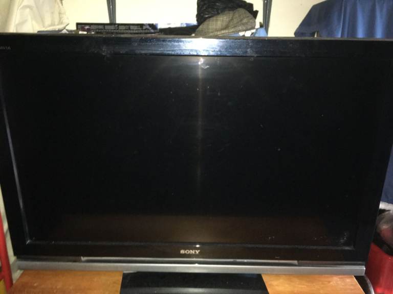 36 inch SONY BRAVIA TV FOR REPAIR OR SPARES. 