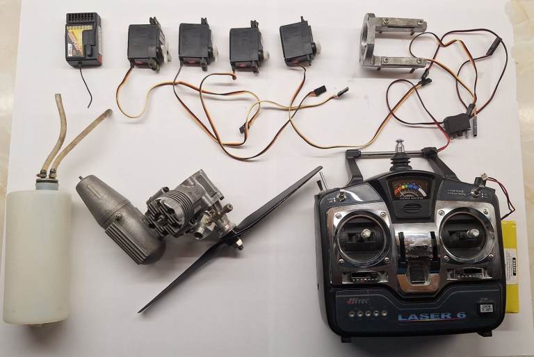 Model Aircraft Engine + Radio Control